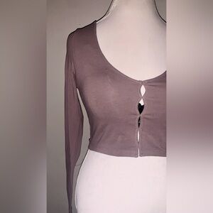 AEROPOSTALE LONG SLEEVE CROP TOP